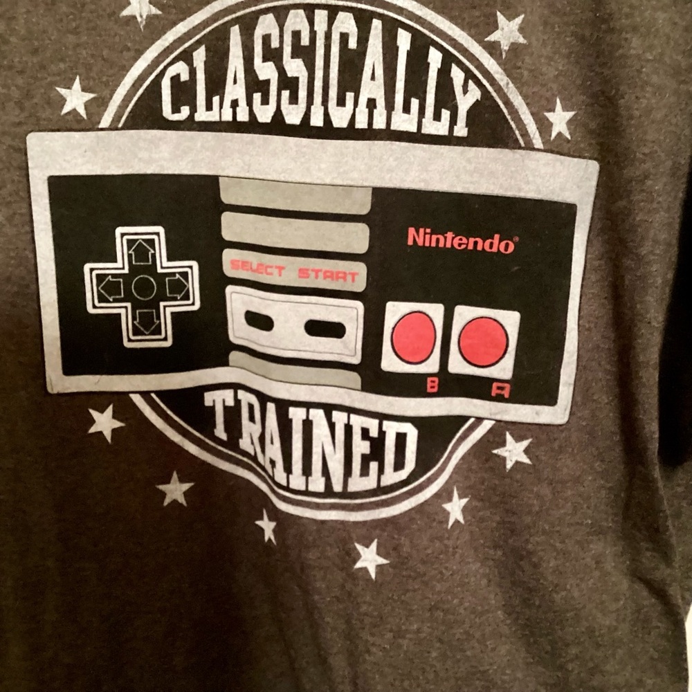 Nintendo T-Shirt Size Medium. New With Sticker On Front.